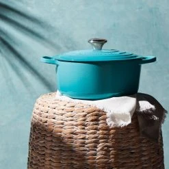 Brand new ⌛ Le Creuset 5.5 Qt. Round Signature Cast Iron Dutch Oven With Stainless Steel Knob | Caribbean Blue ???? -Le Creuset Shop rs14417 rs8902 180820 lecreuset caribbeanrdo 0089 ss