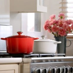 Buy ???? Le Creuset 5.5 Qt. Round Signature Cast Iron Dutch Oven With Stainless Steel Knob | White ???? -Le Creuset Shop rs16510 deep oven stovetop still00572273 edited