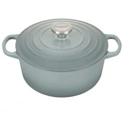 Brand new ???? Le Creuset 4.5 Qt. Round Signature Dutch Oven With Stainless Steel Knob | Sea Salt ????