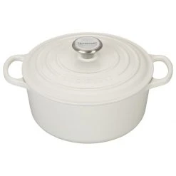 Brand new ???? Le Creuset 4.5 Qt. Round Signature Dutch Oven With Stainless Steel Knob | White ????