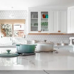 Brand new ???? Le Creuset 4.5 Qt. Round Signature Dutch Oven With Stainless Steel Knob | Sea Salt ???? -Le Creuset Shop rs9841 img 1385